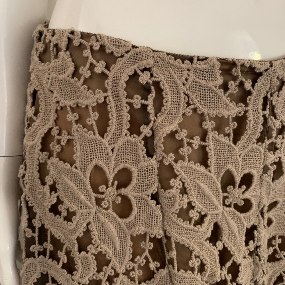 CARVEN GUIPURE LACE SKIRT $1690  SIZE 42 PERFECTO! - Picture 4 of 6